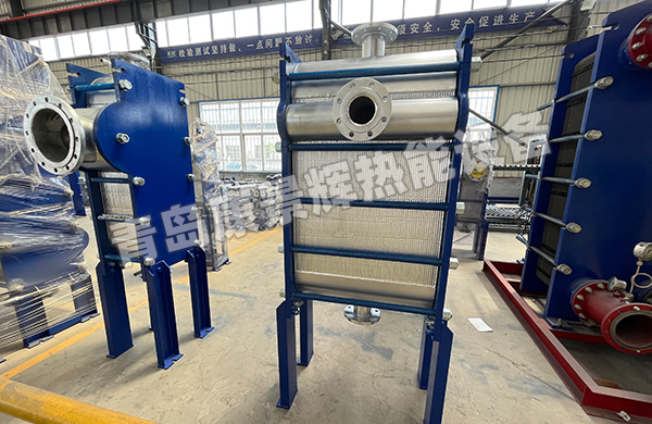 全焊式汽水換熱器 全焊式汽水換熱器